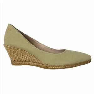 VISCATA Barcelona Roses Beige Wedge Espadrille